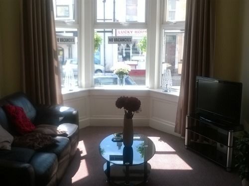 Hazelgrove Guest House Blackpool Zewnętrze zdjęcie
